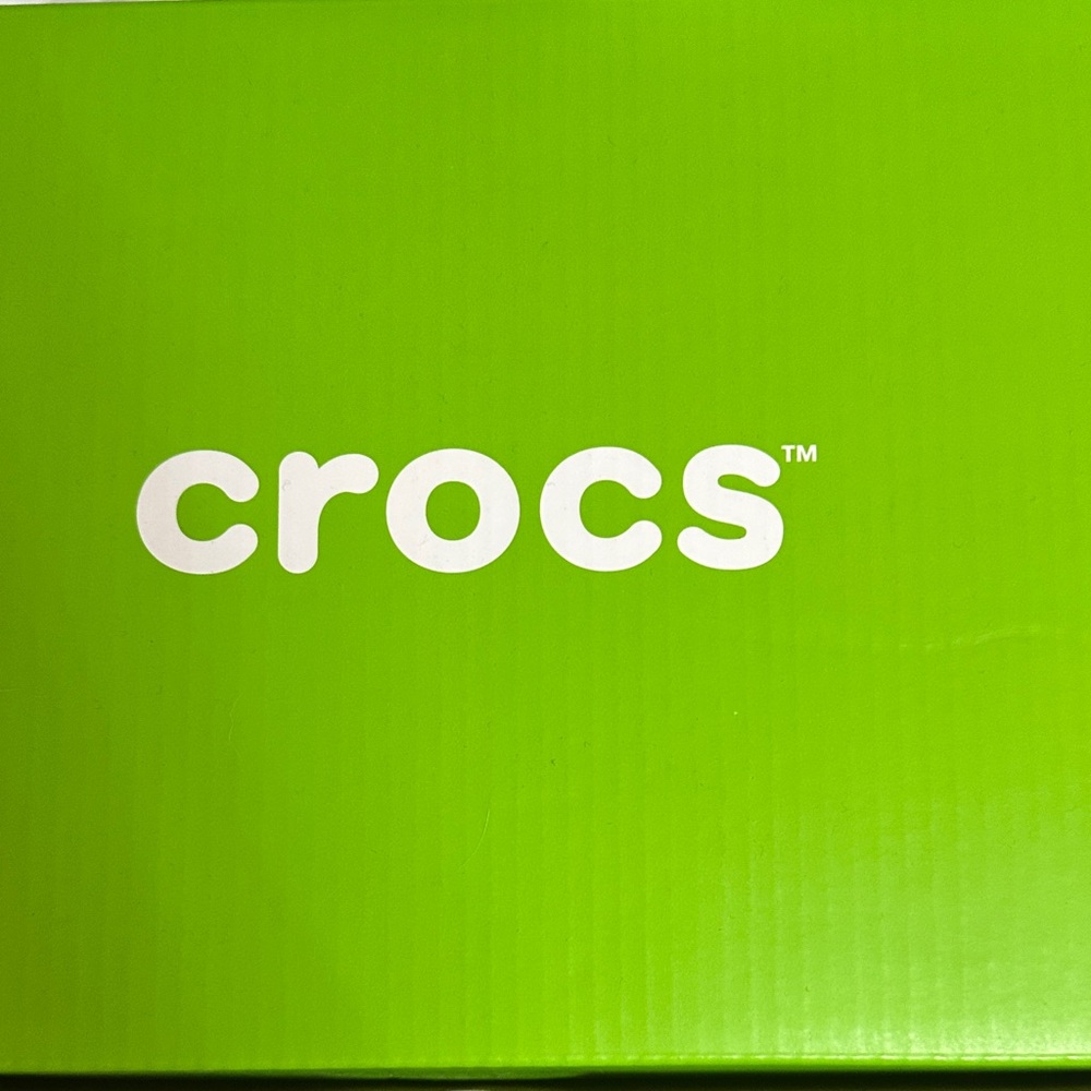 CROCS Vibrant Lime Green Box